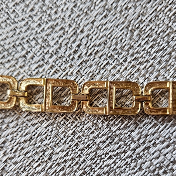 Christian Dior Vintage CD 18k Gold Plated Bracelet - Picture 3 of 10